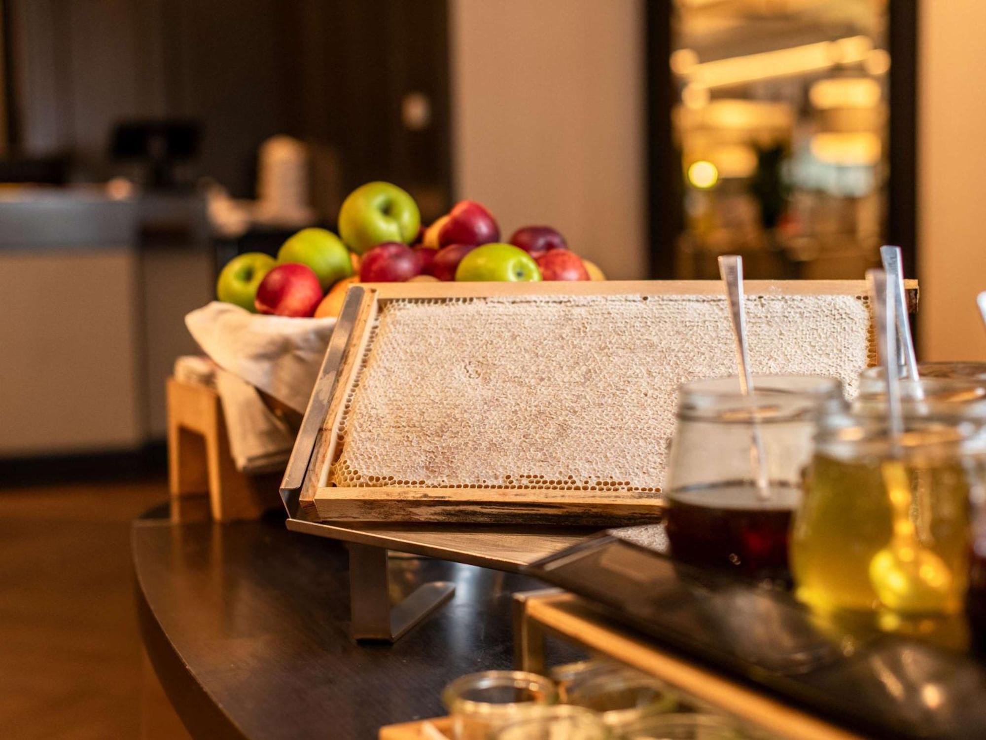 Sofitel Frankfurt Opera Hotel Frankfurt am Main Luaran gambar Honeycomb