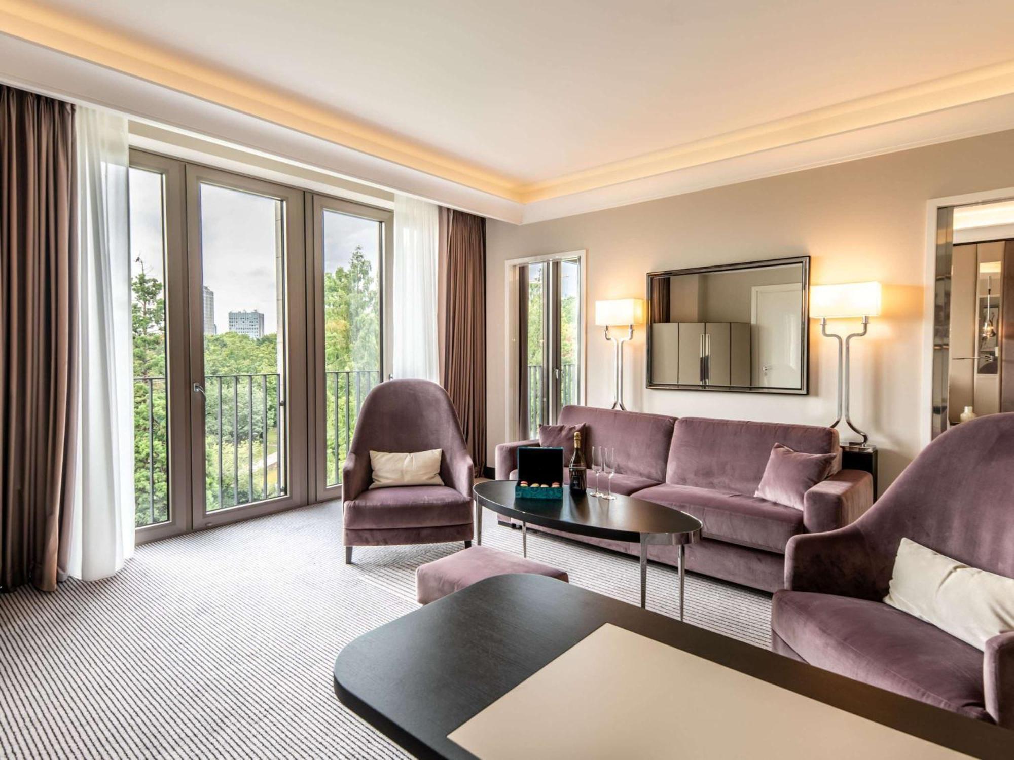 Sofitel Frankfurt Opera Hotel Frankfurt am Main Luaran gambar Suite at the InterContinental Paris Le Grand